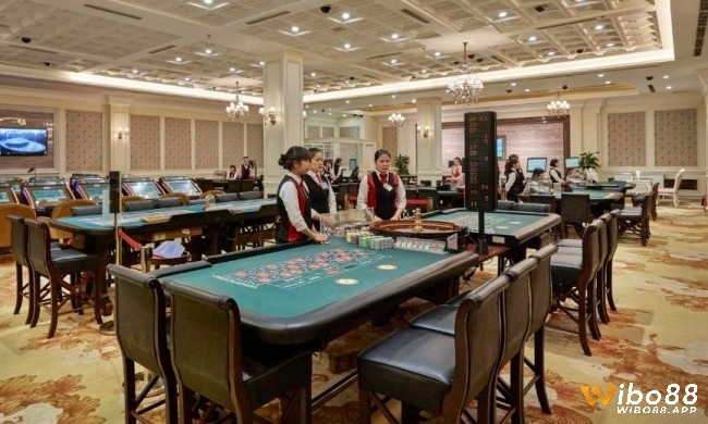 Casino sở hữu nhiều thể loại game hot (baccarat, blackjack, poker,...)