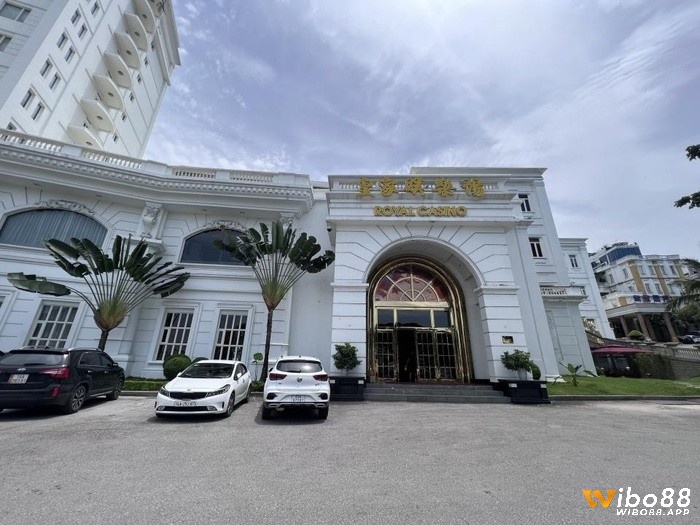 Casino Hạ Long là một điểm đến tuyệt vời cho những ai yêu thích hồi hộp