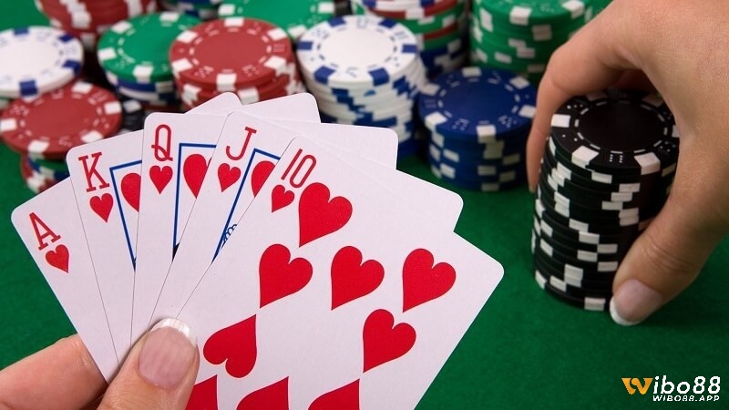 Đây là bộ bài lớn nhất trong Poker, bạn chắc chắn phải all-in