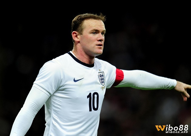 Wayne Rooney (Anh) - 208 bàn thắng - là cầu thủ ghi bàn nhiều nhất ngoại Anh