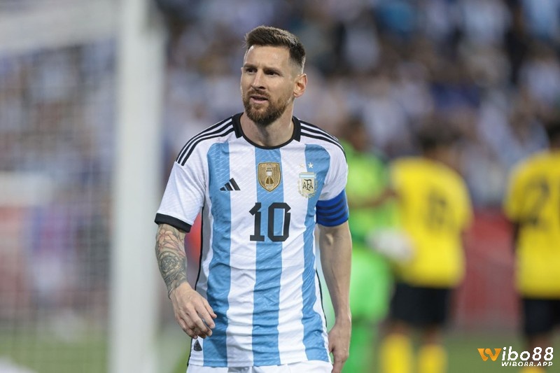 Lionel Messi thiên tài bóng đá người Argentina